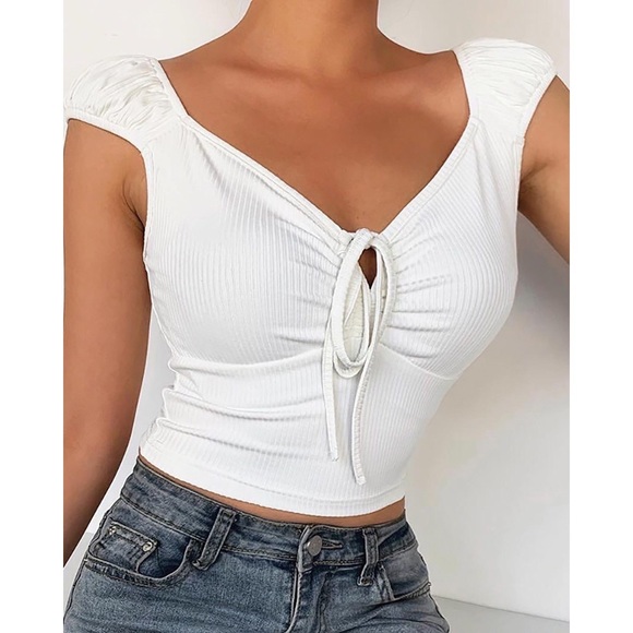 Top 🤍 - Picture 2 of 3